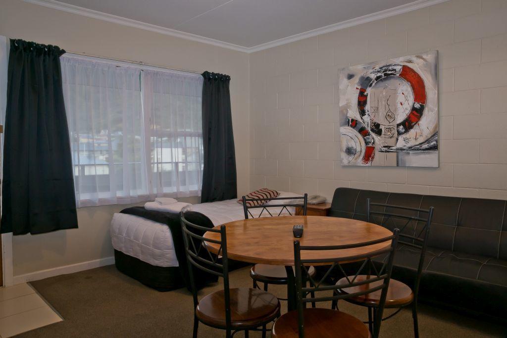 Picton Accommodation Gateway Motel Экстерьер фото