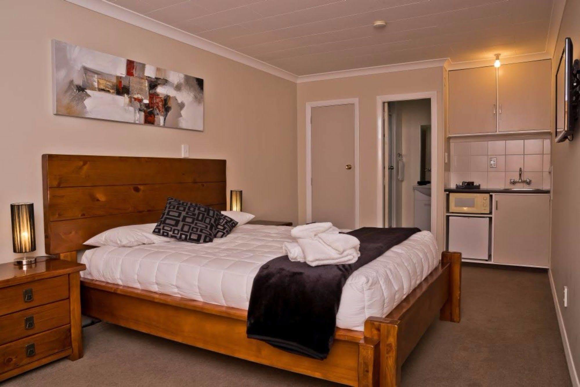Picton Accommodation Gateway Motel Экстерьер фото